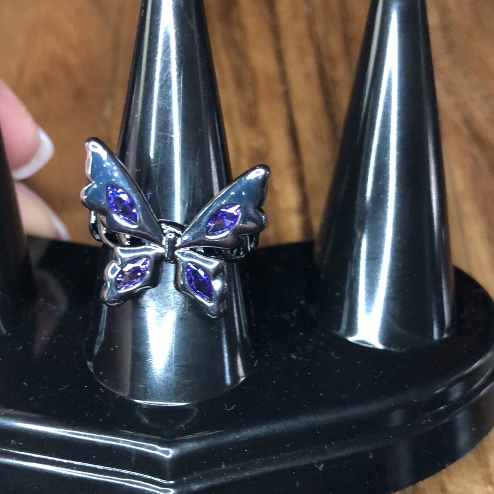 Butterfly Cuff Ring - Picture 2 of 6